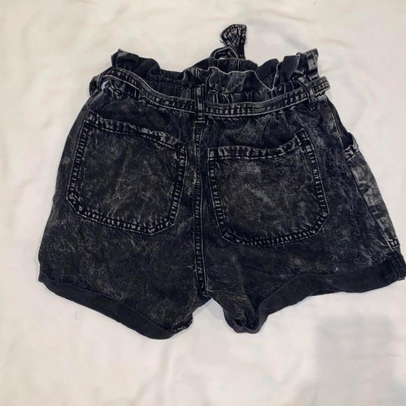 black paper bag shorts - Picture 2 of 3